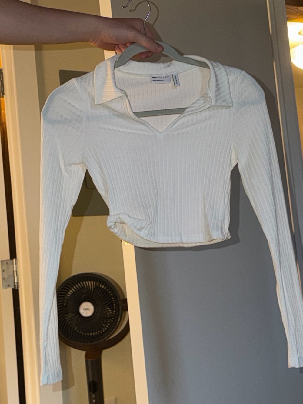 ASOS Cream Ribbed Collared V-Neck Long Sleeve Crop Top
